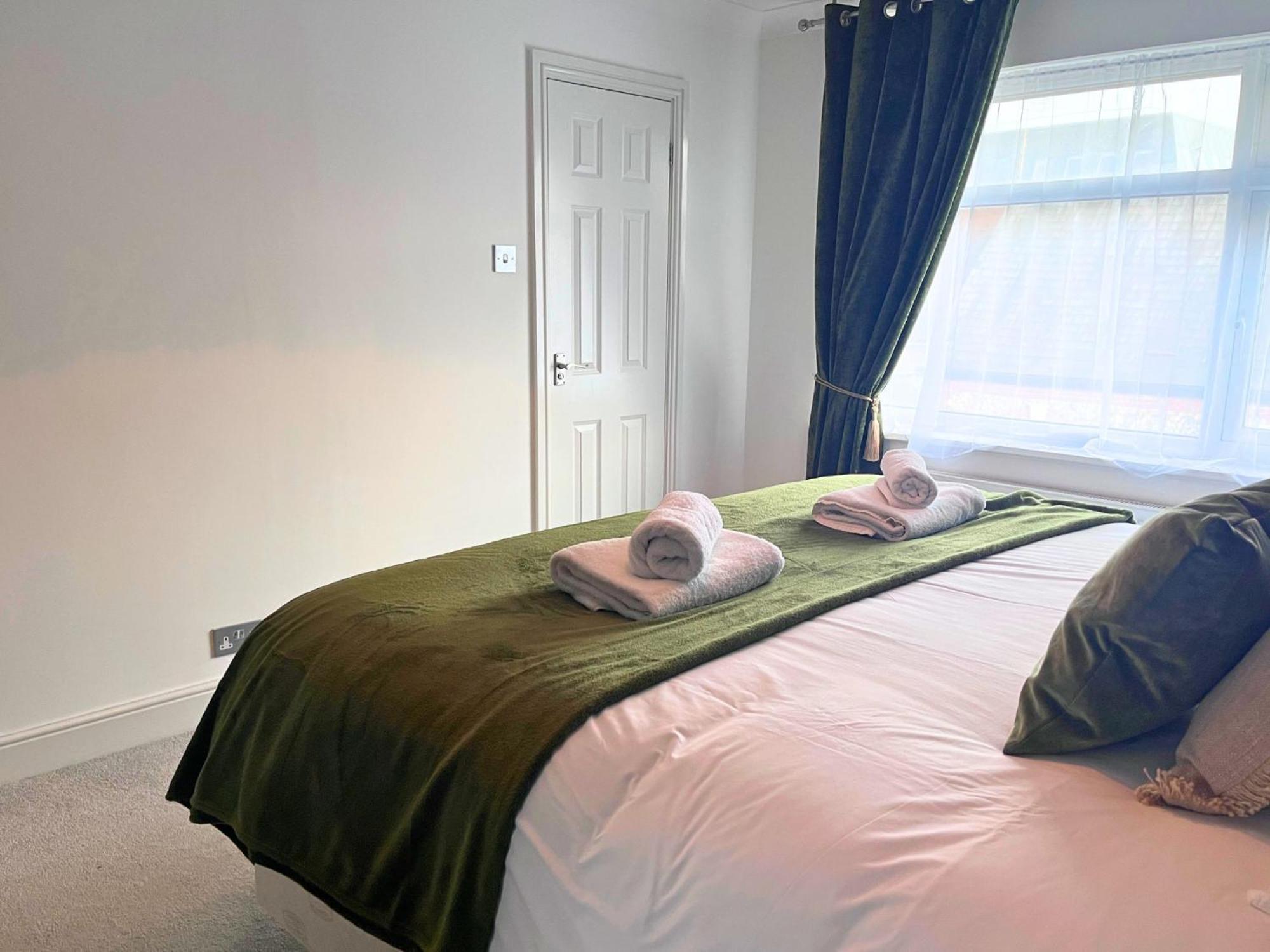 Jekyll'S On Hyde - Spacious Town House - Central Winchester - Free Parking, Sleeps 5 - By Xplus Stays Dış mekan fotoğraf