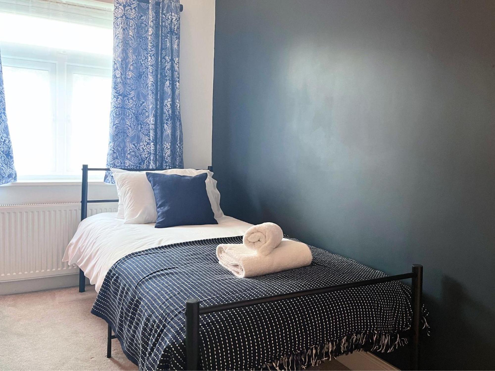 Jekyll'S On Hyde - Spacious Town House - Central Winchester - Free Parking, Sleeps 5 - By Xplus Stays Dış mekan fotoğraf
