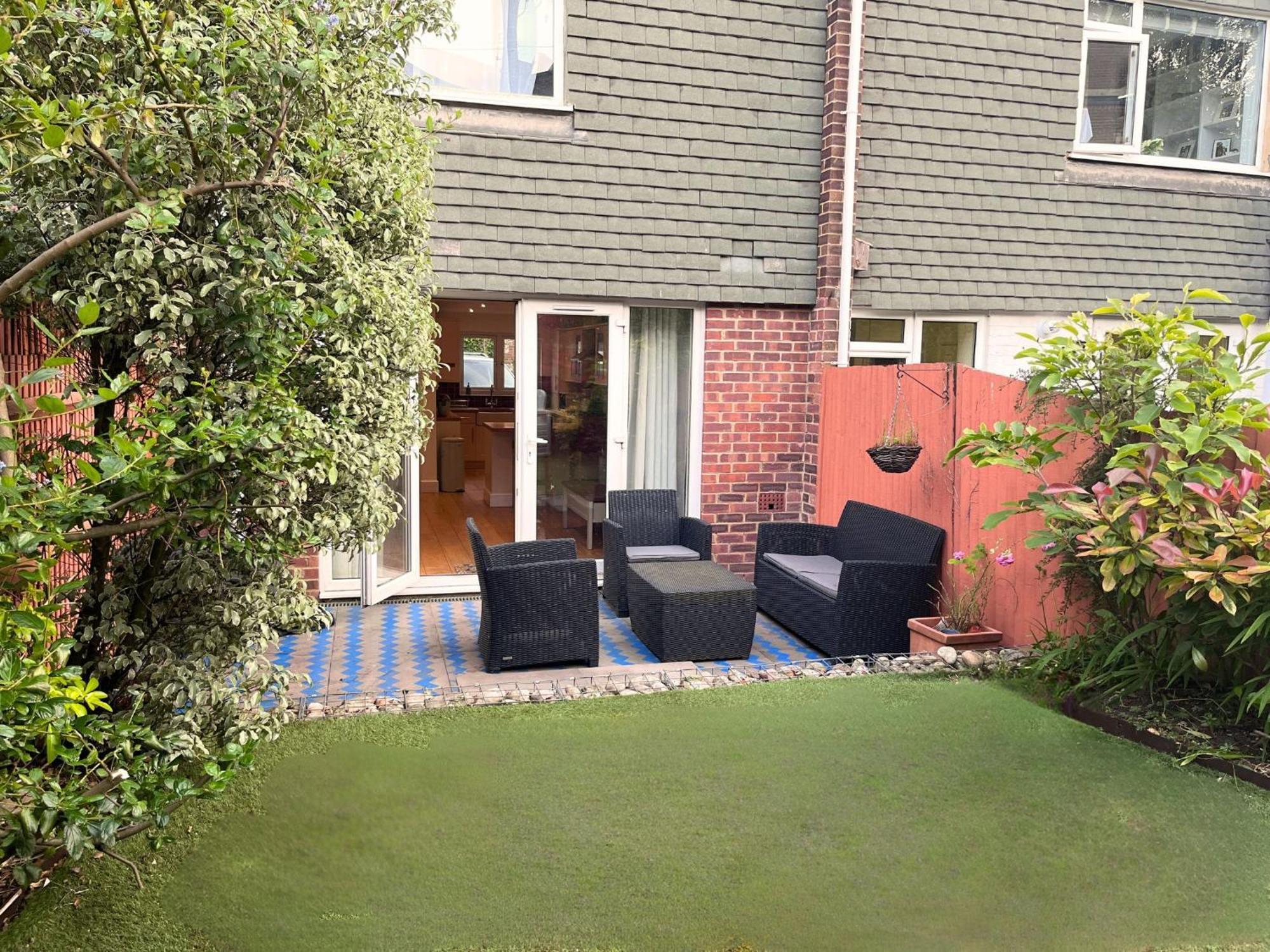 Jekyll'S On Hyde - Spacious Town House - Central Winchester - Free Parking, Sleeps 5 - By Xplus Stays Dış mekan fotoğraf
